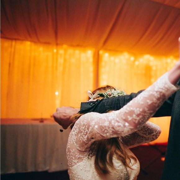 European wedding dress made by a professional tailor - Picture 8 of 9